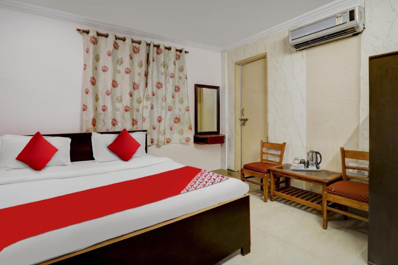Flagship Aarya Galaxy Near Sahara Ganj Mall Hotel Lucknow